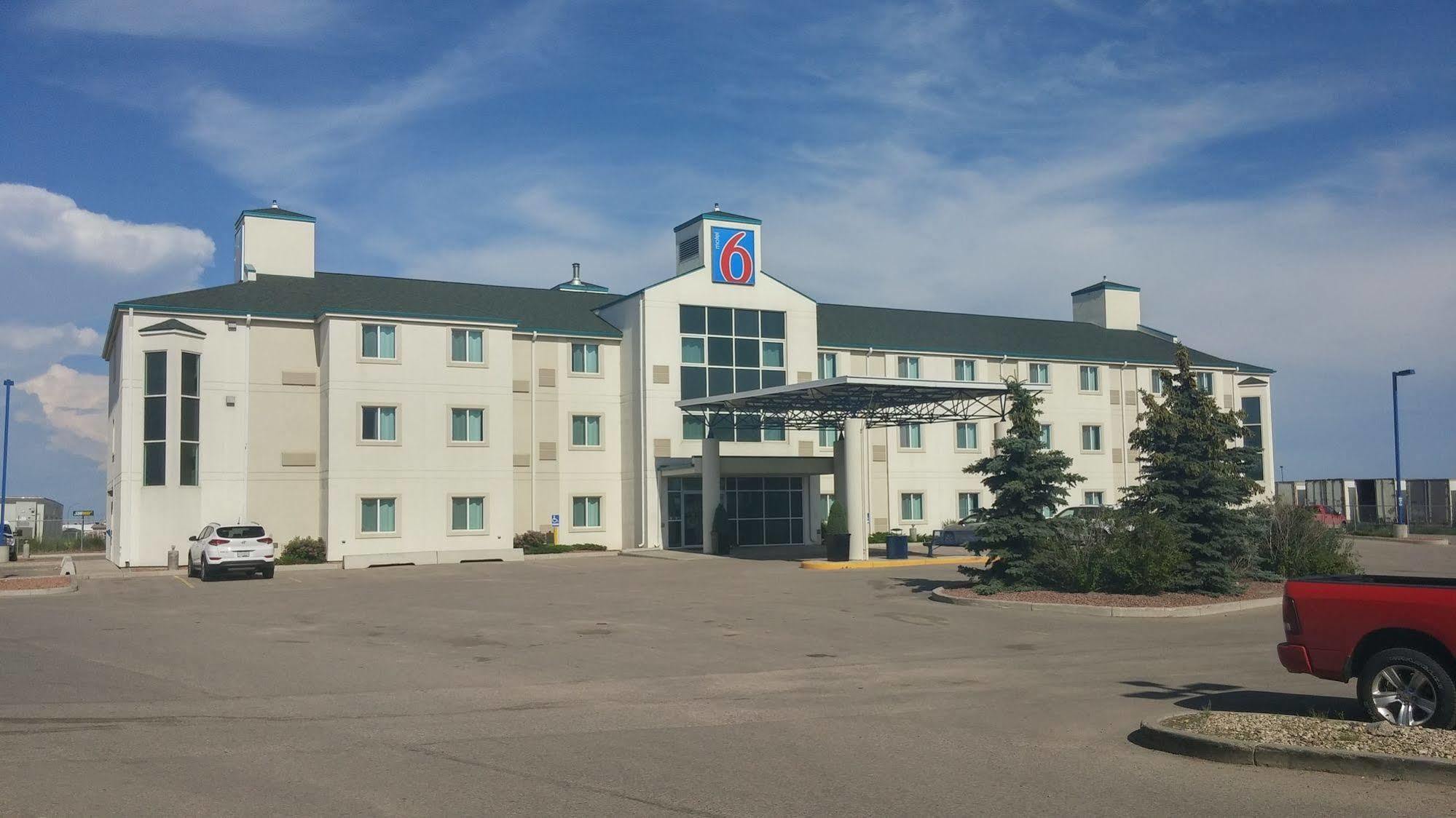 Motel 6-Saskatoon, Sk المظهر الخارجي الصورة